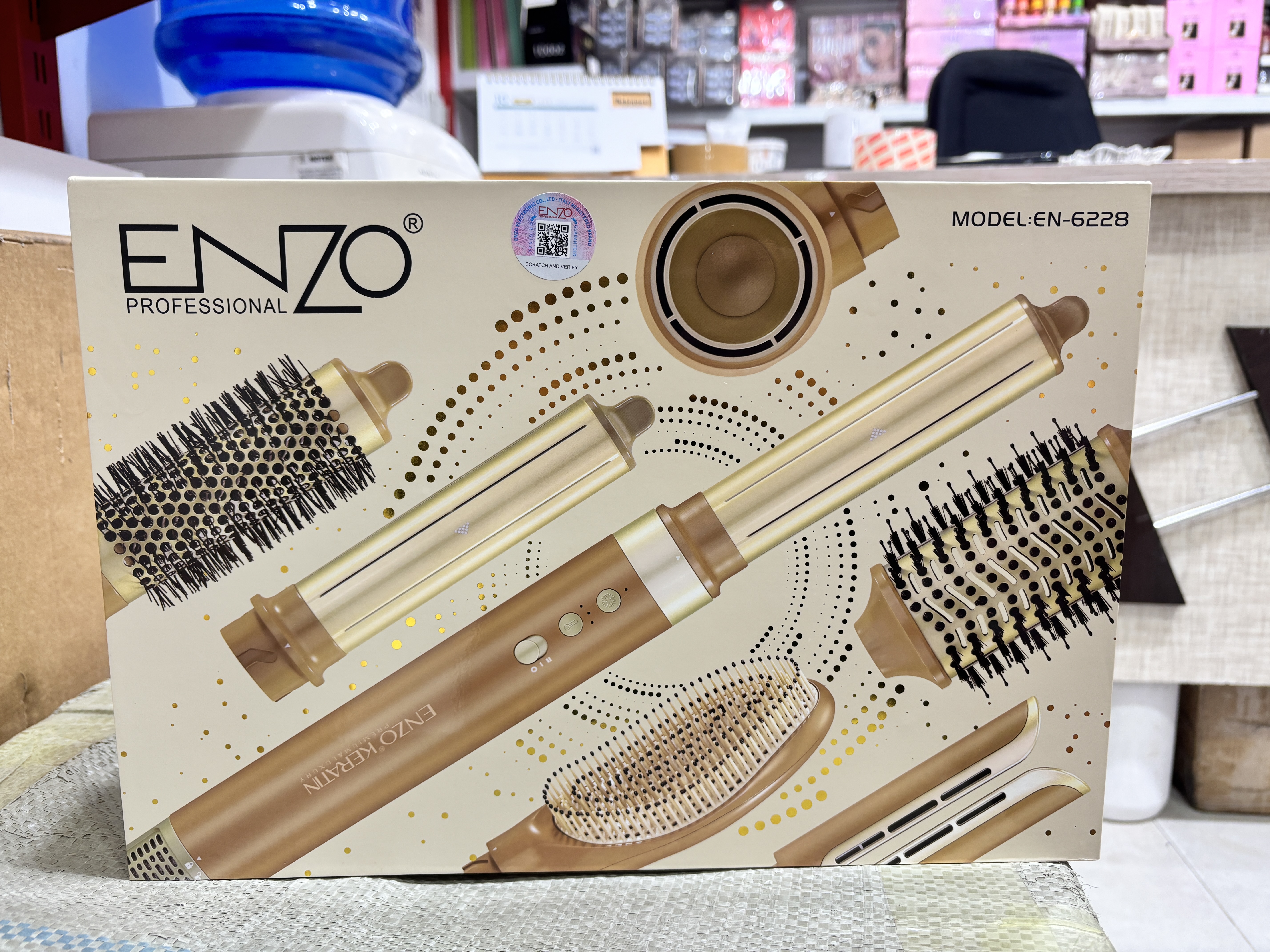 سشوار طرح دایسون انزو en-6228